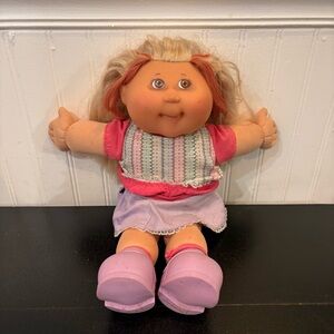 Cabbage Patch Kids 2000s Doll Blonde Hair Colored Streaks Original Outfit
